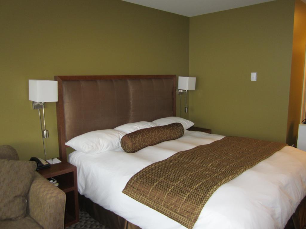 Inn On The Harbour Prince Rupert Room photo