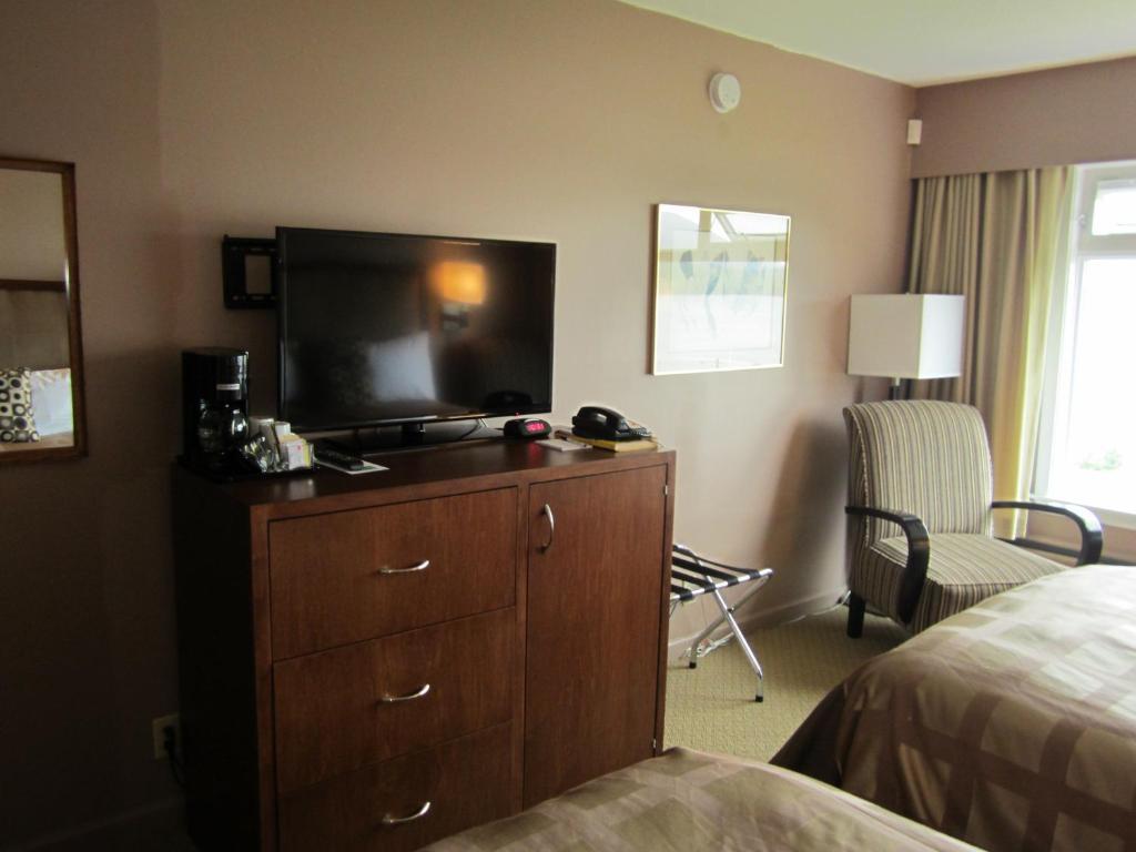 Inn On The Harbour Prince Rupert Room photo