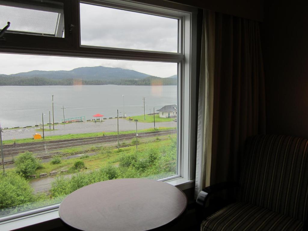 Inn On The Harbour Prince Rupert Room photo